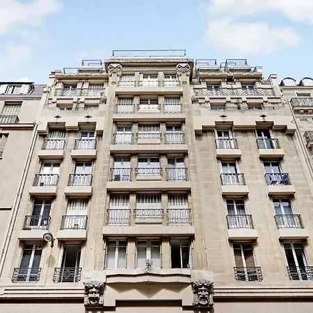 Pick A Flat's In Triangle D'or - Pierre 1er De Serbie * Paris